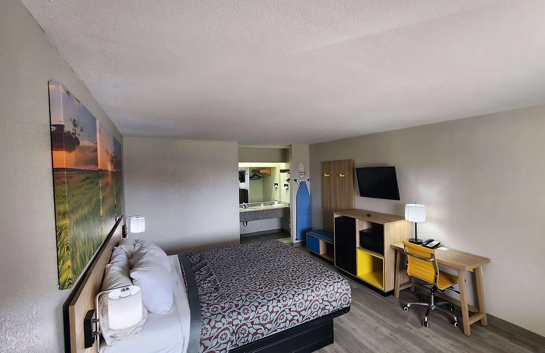 Days Inn Windcrest By Wyndham San Antonio-1